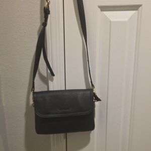 Choliss Elegant Black Crossbody Bag